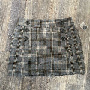 Gap mini skirt